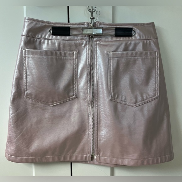 NWOT Tinseltown Chic Metallic Mauve Juniors Edgy Mid-Rise Mini Skirt, Large - Picture 3 of 13